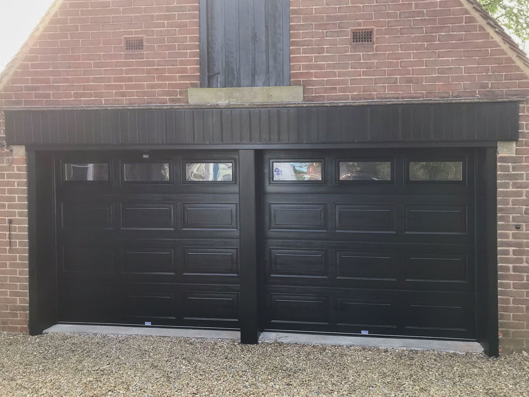 Garage Door Experts in North Hills, CA